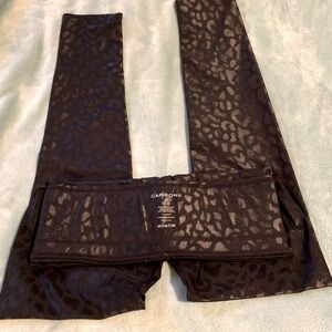 Carbon 38 High Rise 7/8 Leggings in Leopard-L